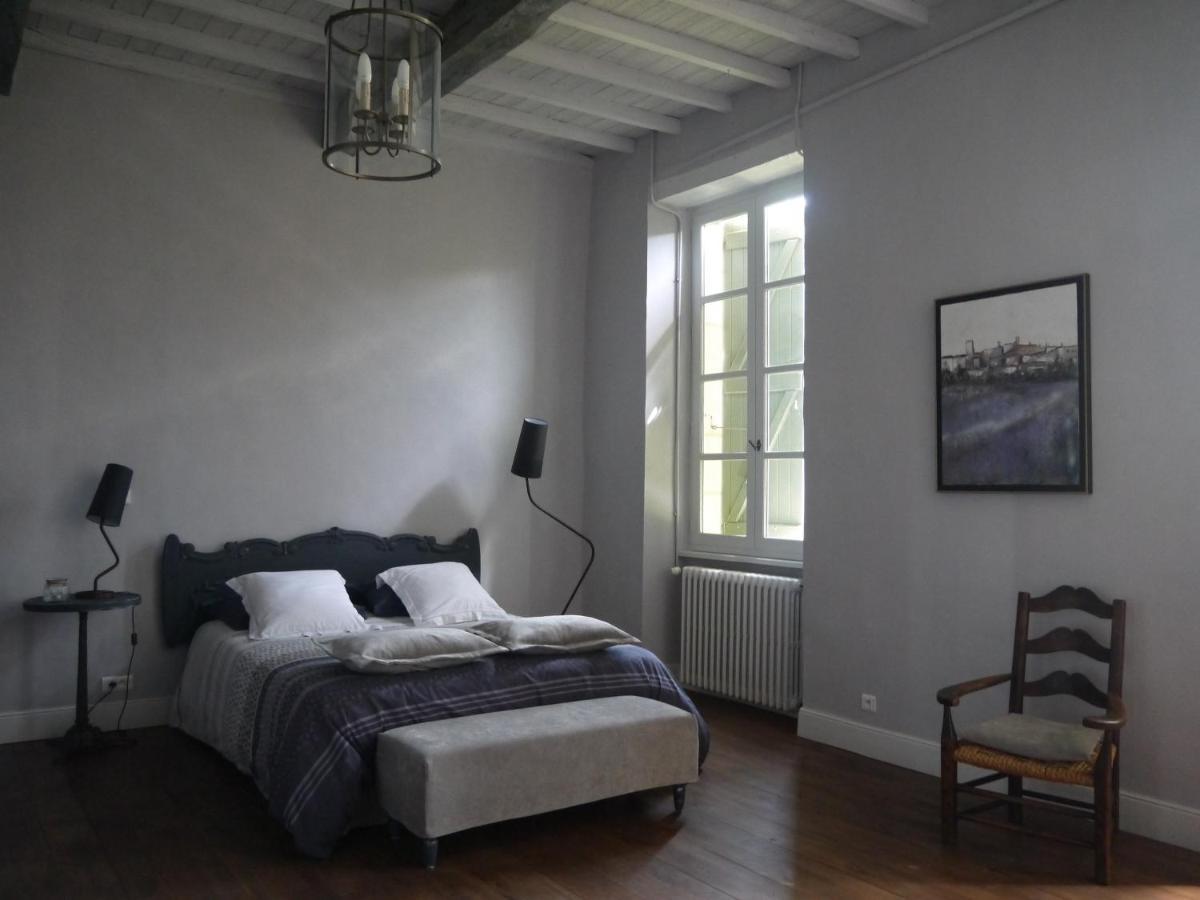 Domaine D'Entudelle Bed & Breakfast Lussan  Exterior foto